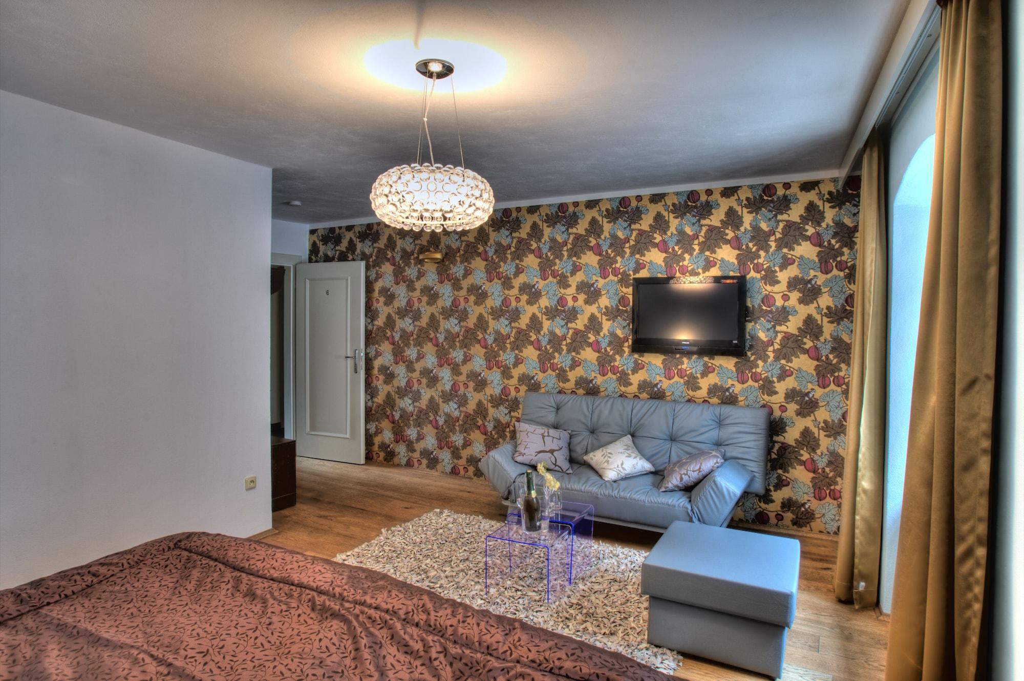 Český Krumlov Hotel Peregrin מראה חיצוני תמונה