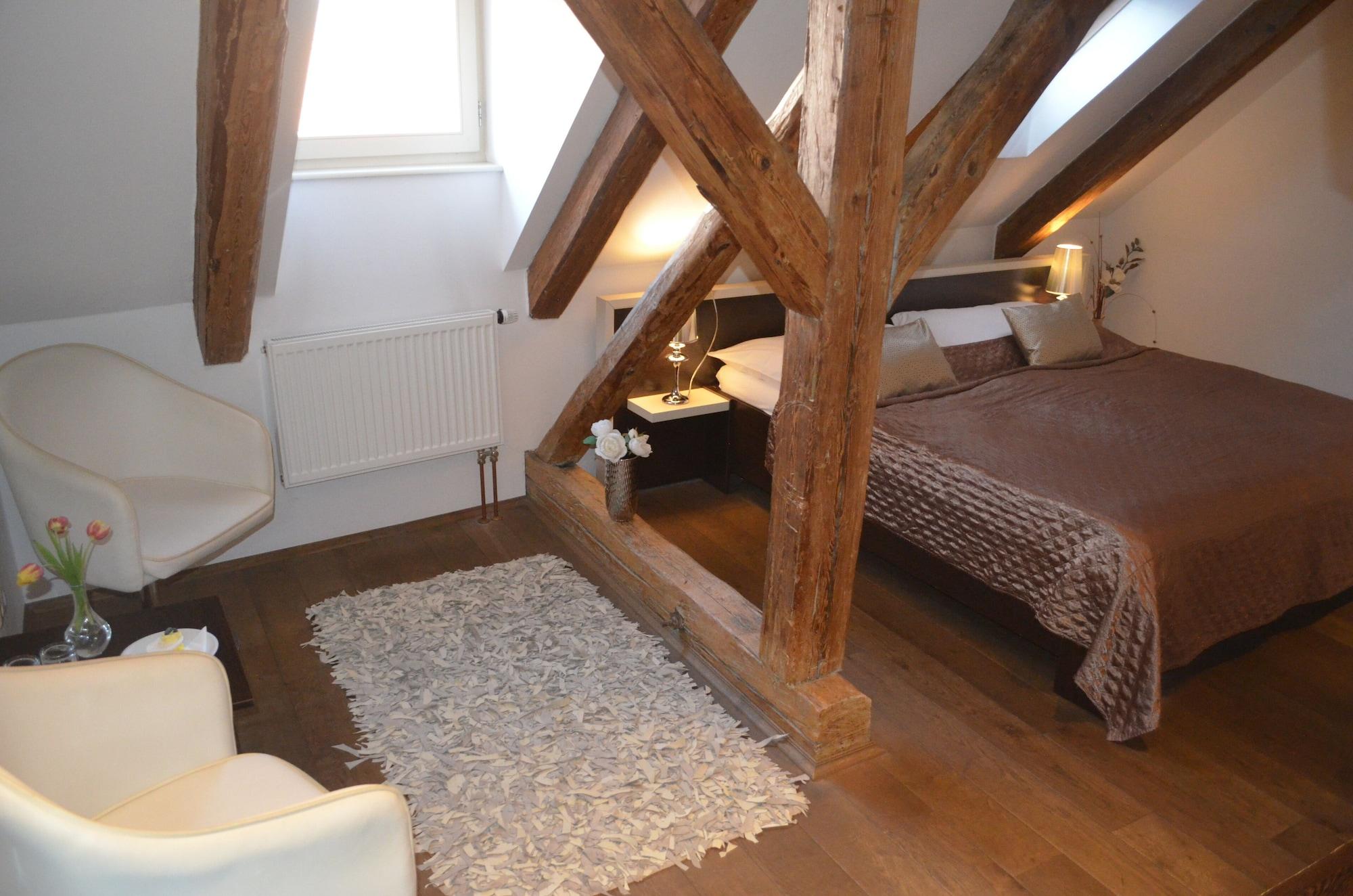 Český Krumlov Hotel Peregrin מראה חיצוני תמונה