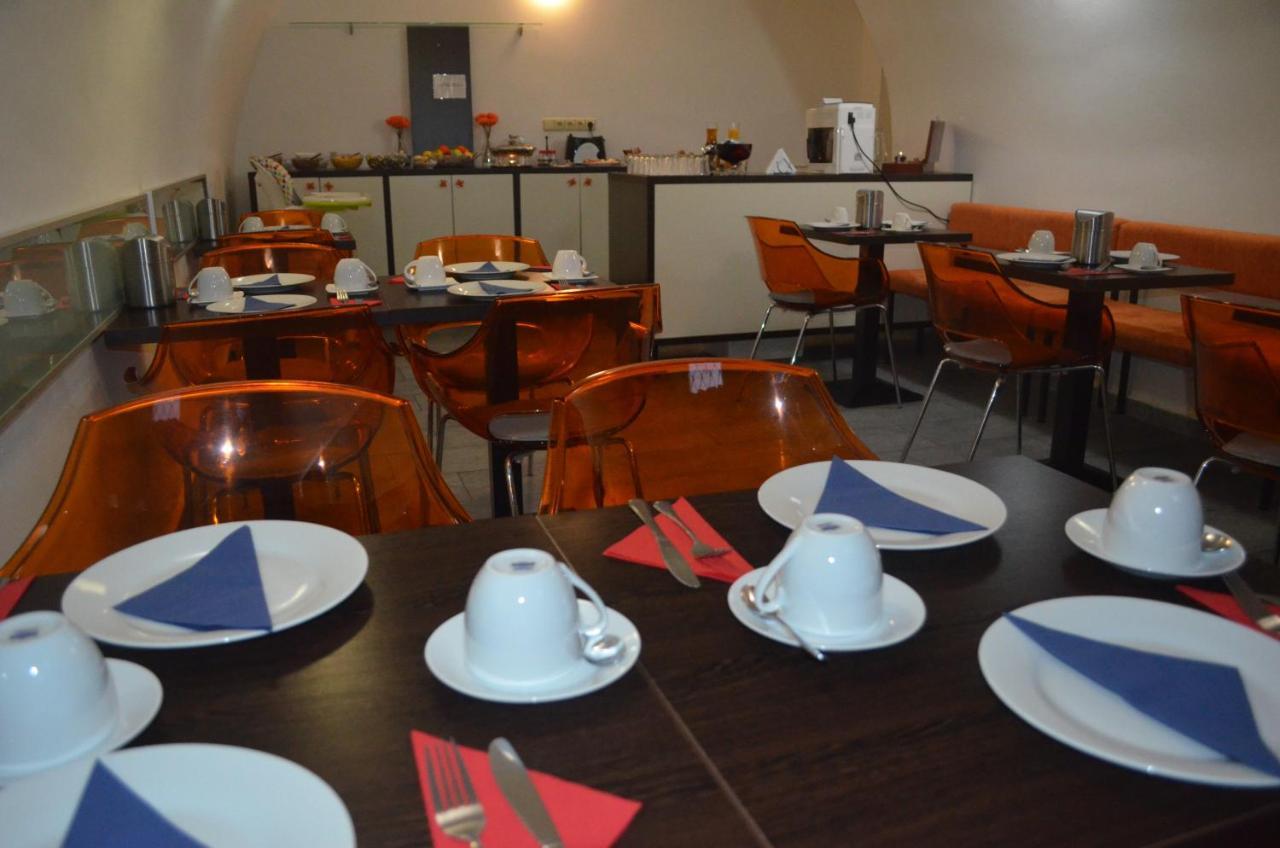 Český Krumlov Hotel Peregrin מראה חיצוני תמונה
